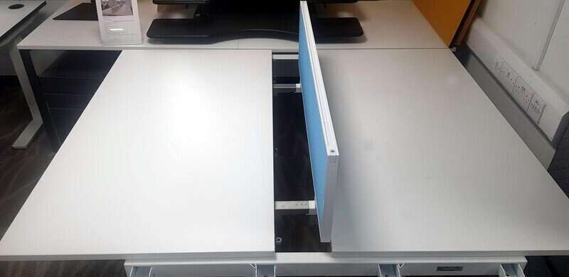1400 & 1600w mm Herman Miller Layout Bench Desks