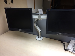 Humanscale M8 with crossbar double monitor arms