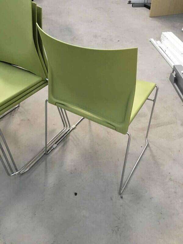 Light green Connection Xpresso.one stacking meeting chairs