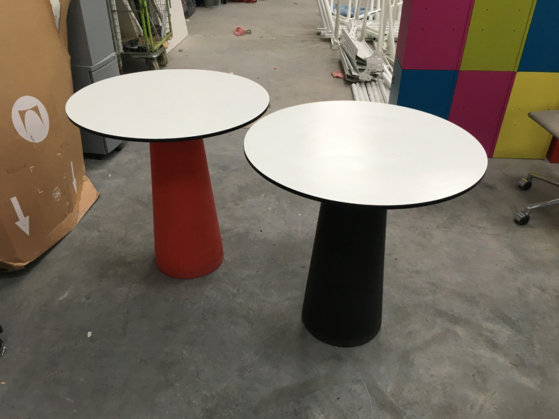 700mm diameter Moooi Container Table
