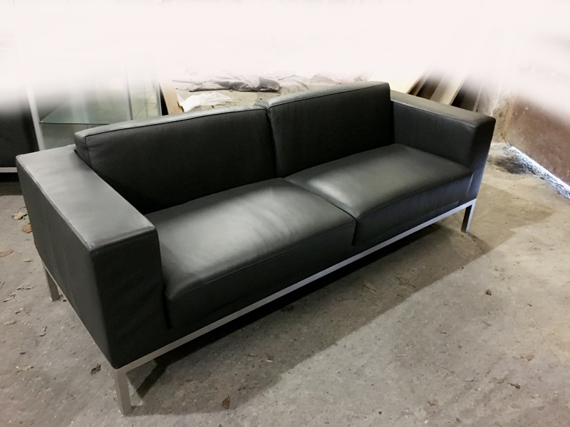 Graphite leather Hitch Mylius hm25 2 seater sofa