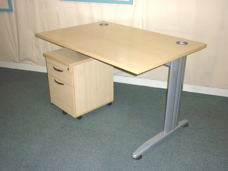 Claremont 1200 x 800mm maple desks
