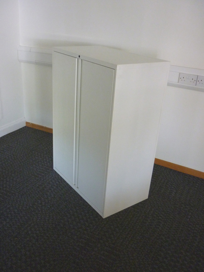 KI 1125mm high white double door cupboard