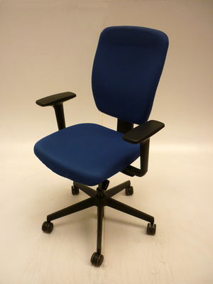 Blue Senator Sprint task chair with adjustable arms