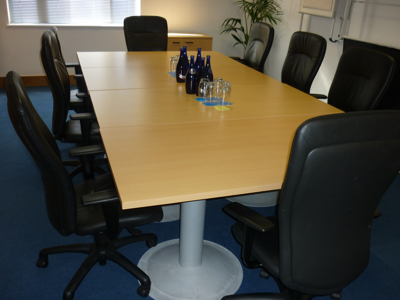 1600 x 800mm Steelcase beech meeting table
