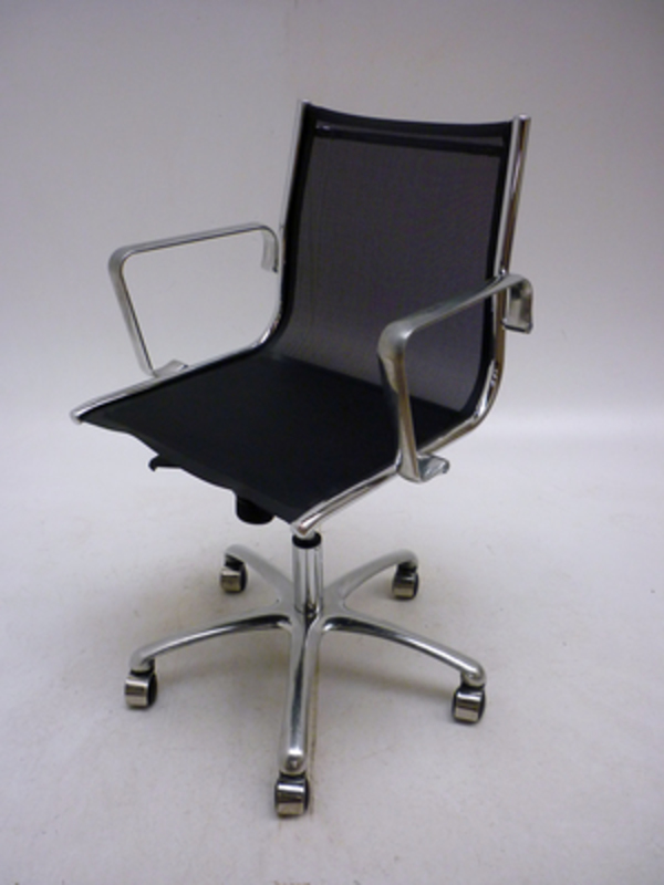 Eames style mesh meeting chairs 