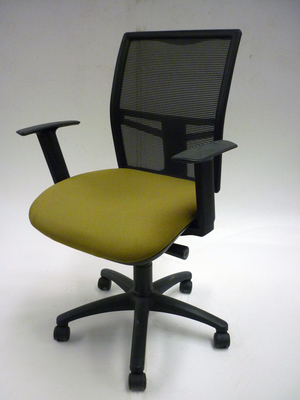 Lime green mesh back task chairs CE