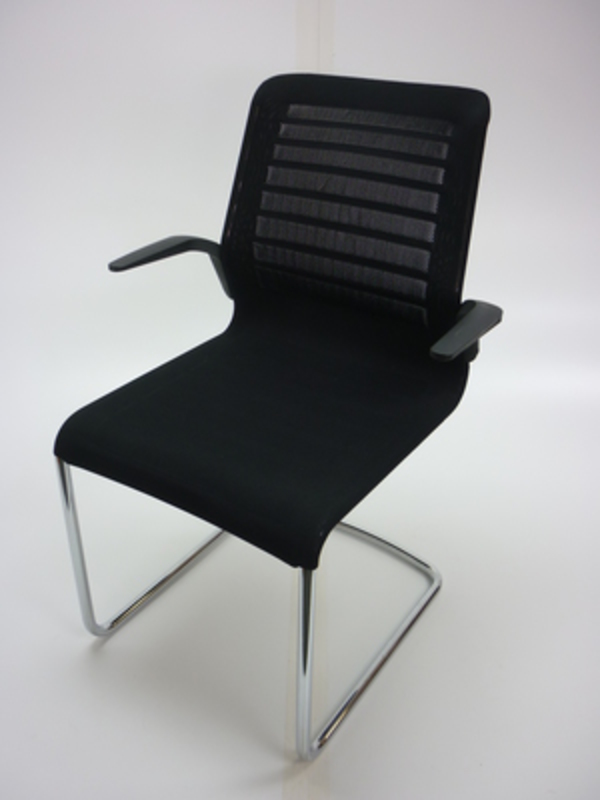FS1A mesh chair by Senator