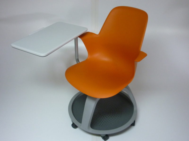 Steelcase Node classroom chair