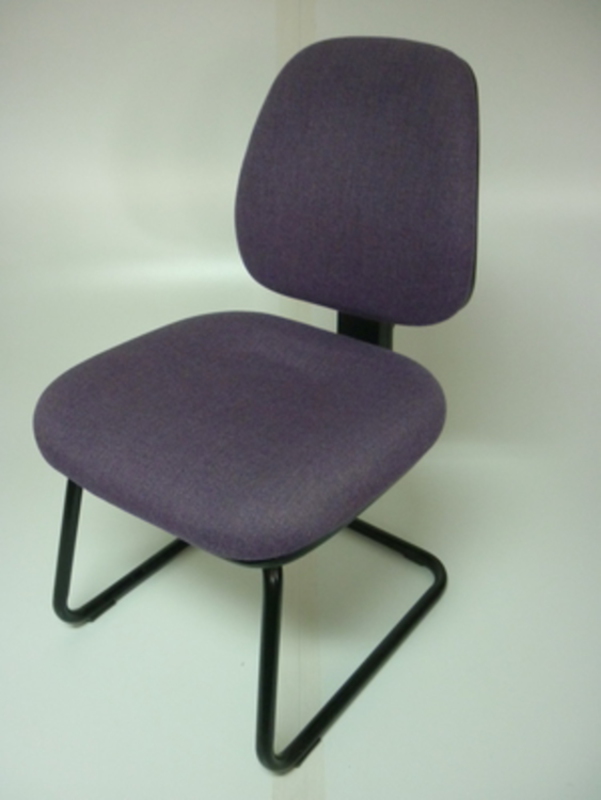 Cantilever frame meeting chair