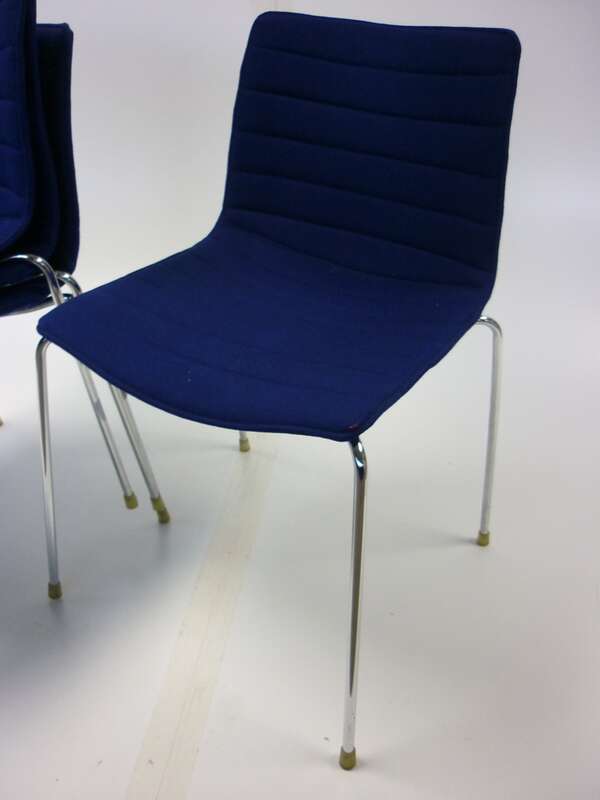 Arper Catifa 46 blue stacking meeting chair