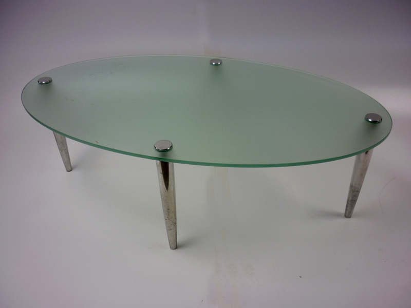 Oval glass coffee table CE
