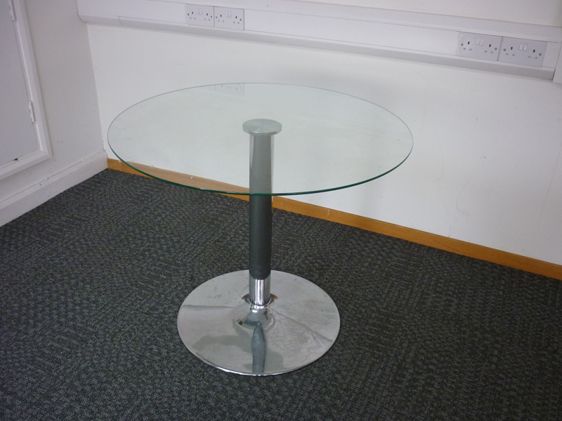 800mm diameter clear glass meeting table