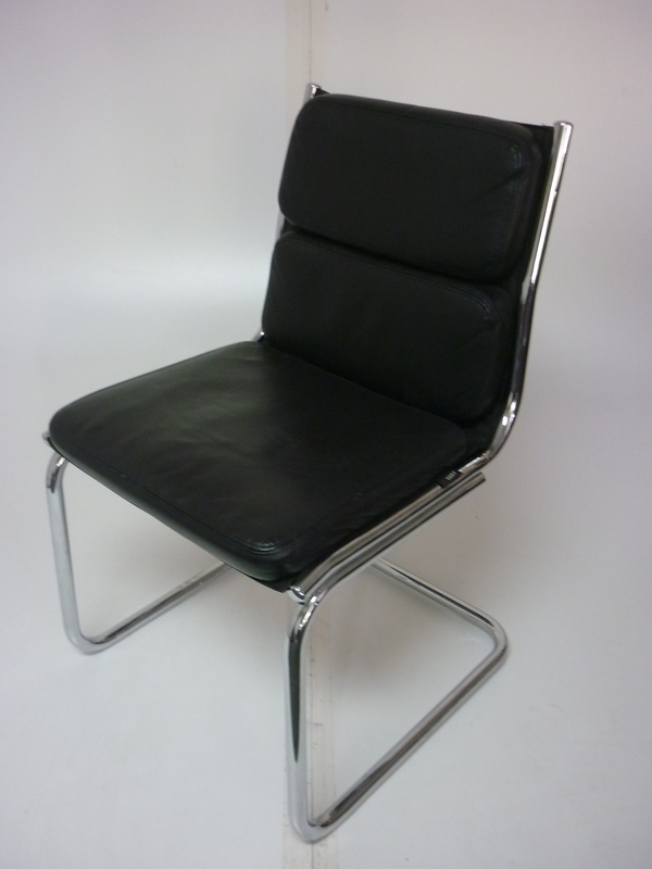 Black leather LUXY cantilever frame meeting chair