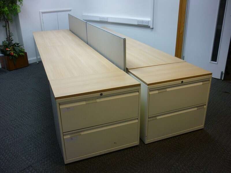 Bene 1600x800mm Aragon oak bench desks, per user - 