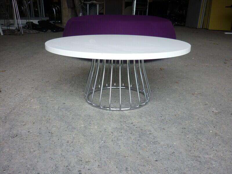 Boss Design Magic Cube 800mm diameter white table
