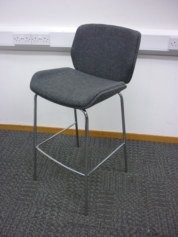 Grey Boss Design Kruze stool