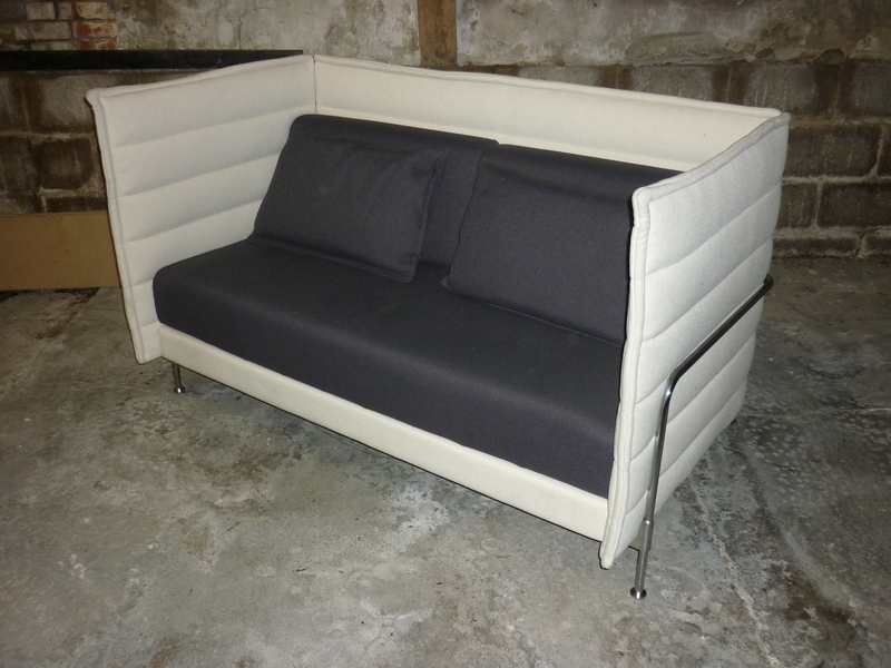 Vitra Alcove 2 seater sofa in Creamblack fabric