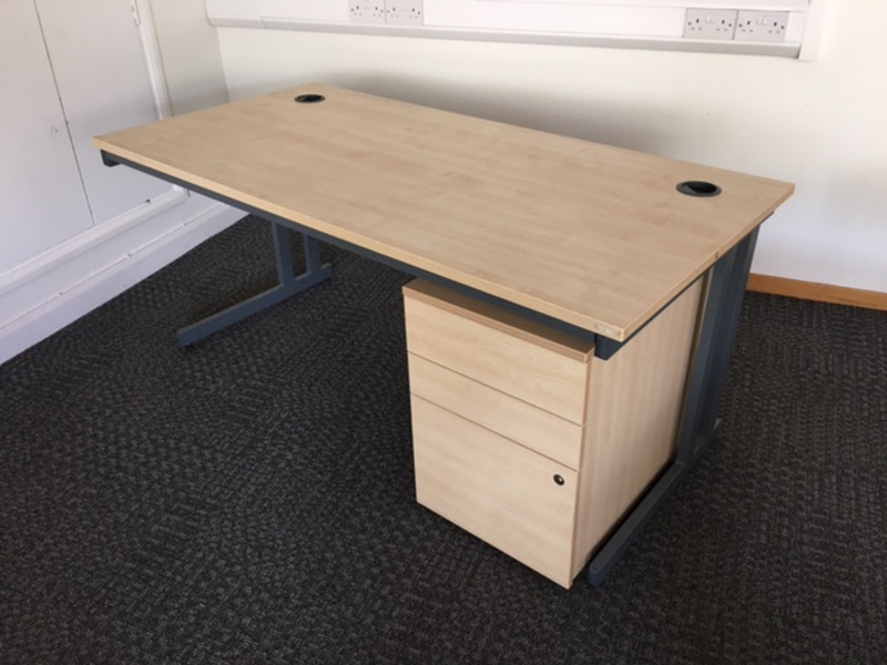Maple rectangular 1600w mm desk