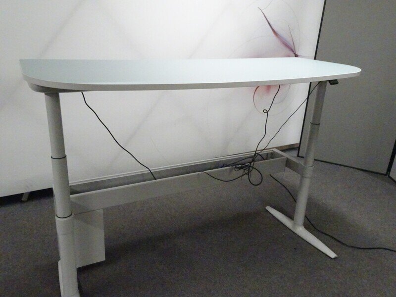 1820w mm Herman Miller Atlas Electric Sit / Stand Desk