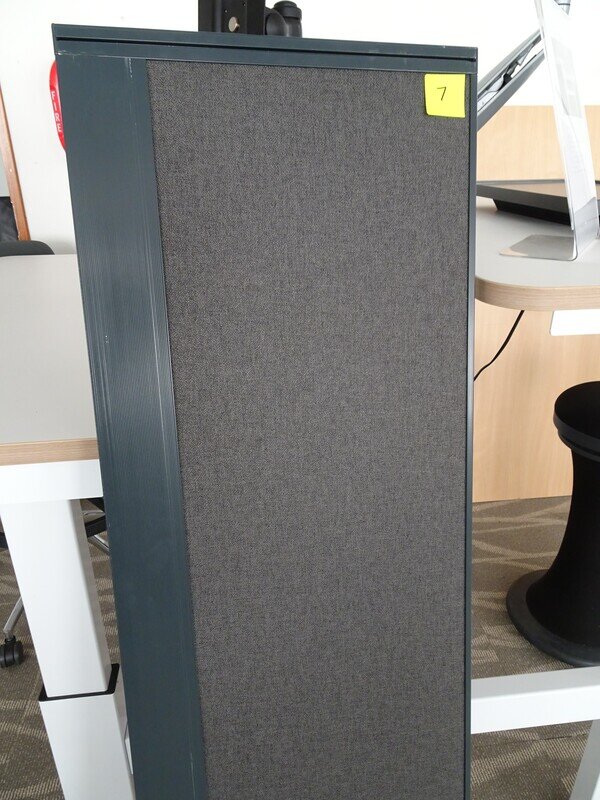 1400w mm Assorted Desk Mounted Screens