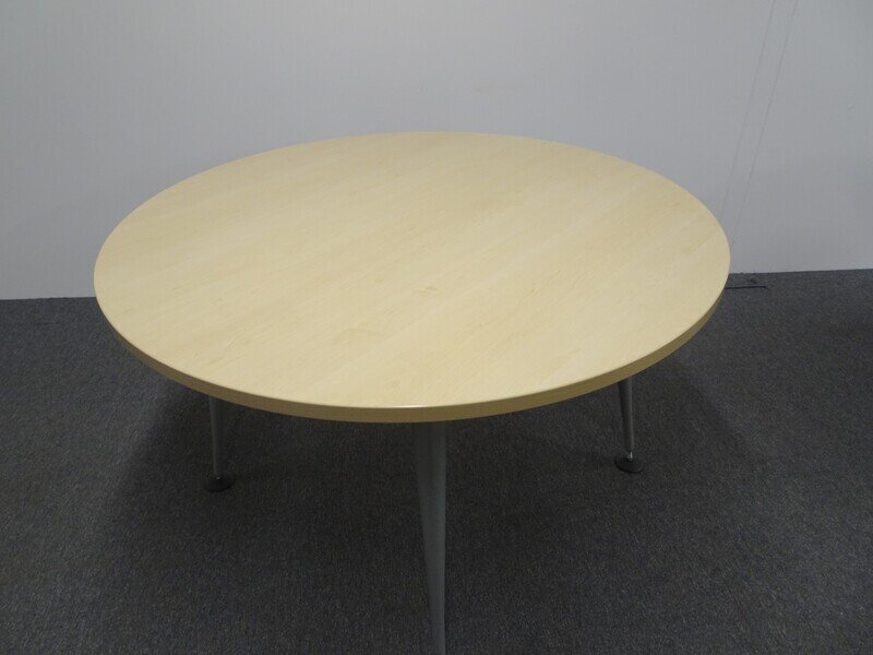 1200dia mm Maple Circular Table
