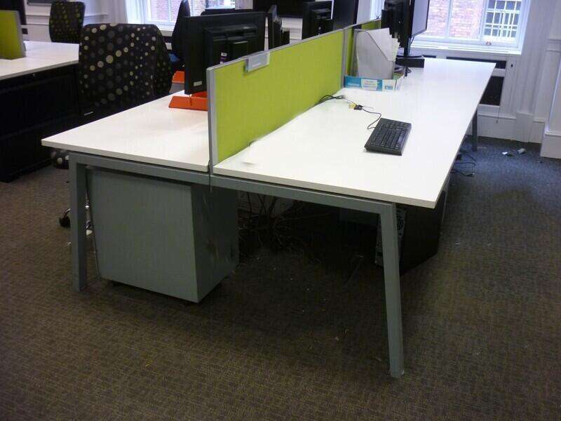 Elite Linea 1600x800mm desks with grey legs