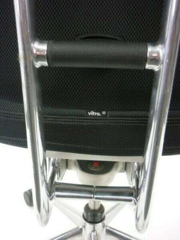 Vitra HeadLine task chairs in black with aluminium spine