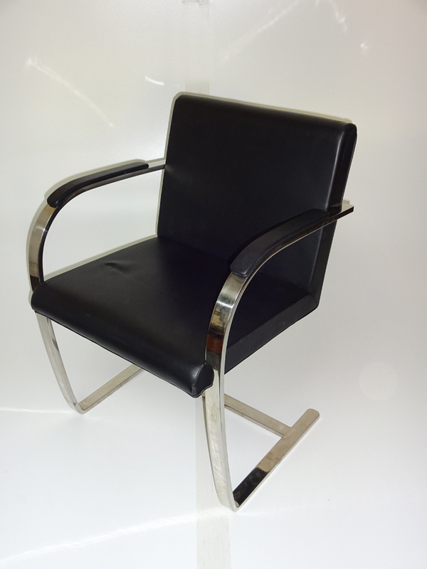 Knoll Brno black leather cantilever meeting chairs