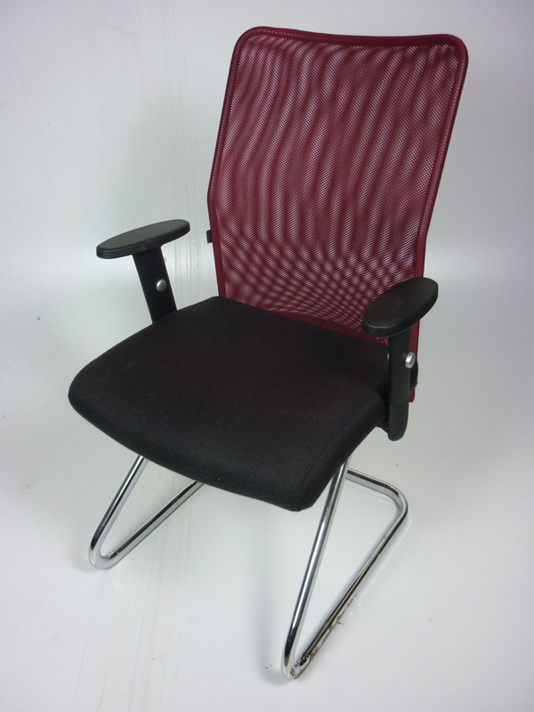 Techo SCIO burgundybrown cantilever chairs