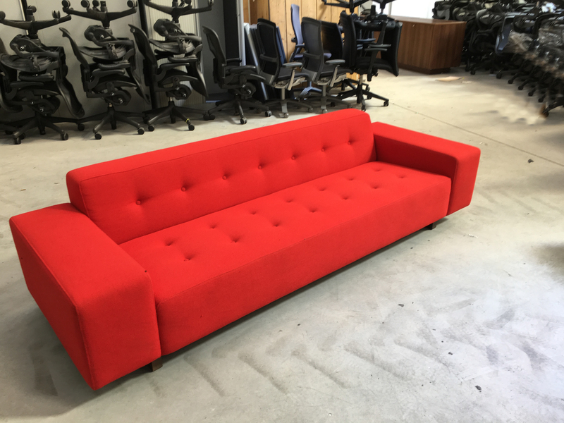 Hitch Mylius hm46 Abbey red 3 seater sofa