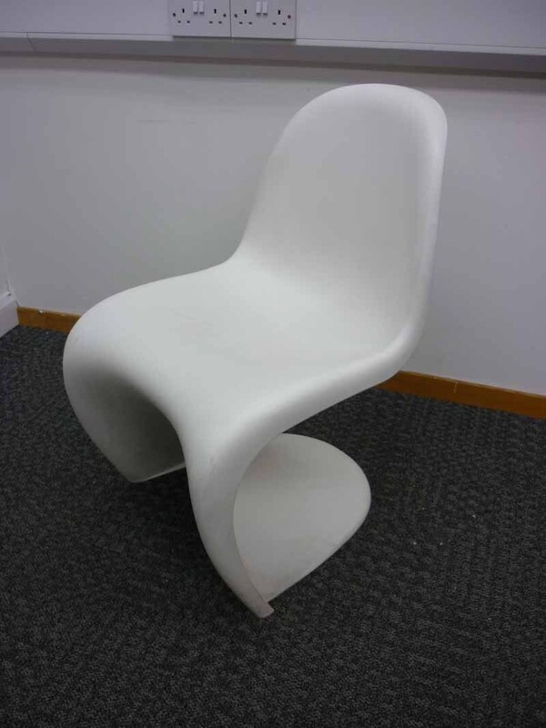 Look a like Vitra Panton style chairs