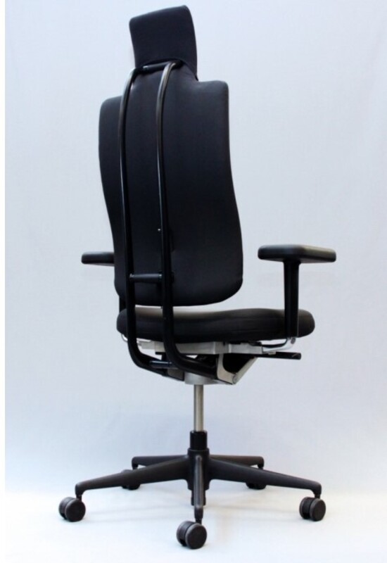 Vitra Headline task chair in black with black spine