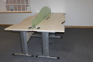Maple 1400 & 1200mm double wave desk
