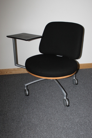 Boss Spin breakout chairs