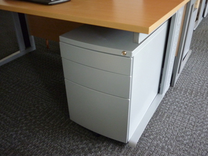 Komfort Beech 1600x800mm desks