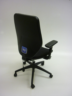 Orangebox Joy black task chair (CE)
