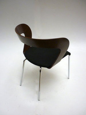 Brunner walnut/black stackable meeting chairs (CE)