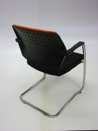 Cantilever frame meeting chairs