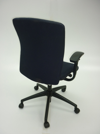 Dark blue Orangebox GO chairs (CE)