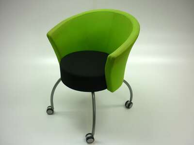 Bobbin lime green/black reception/meeting chairs