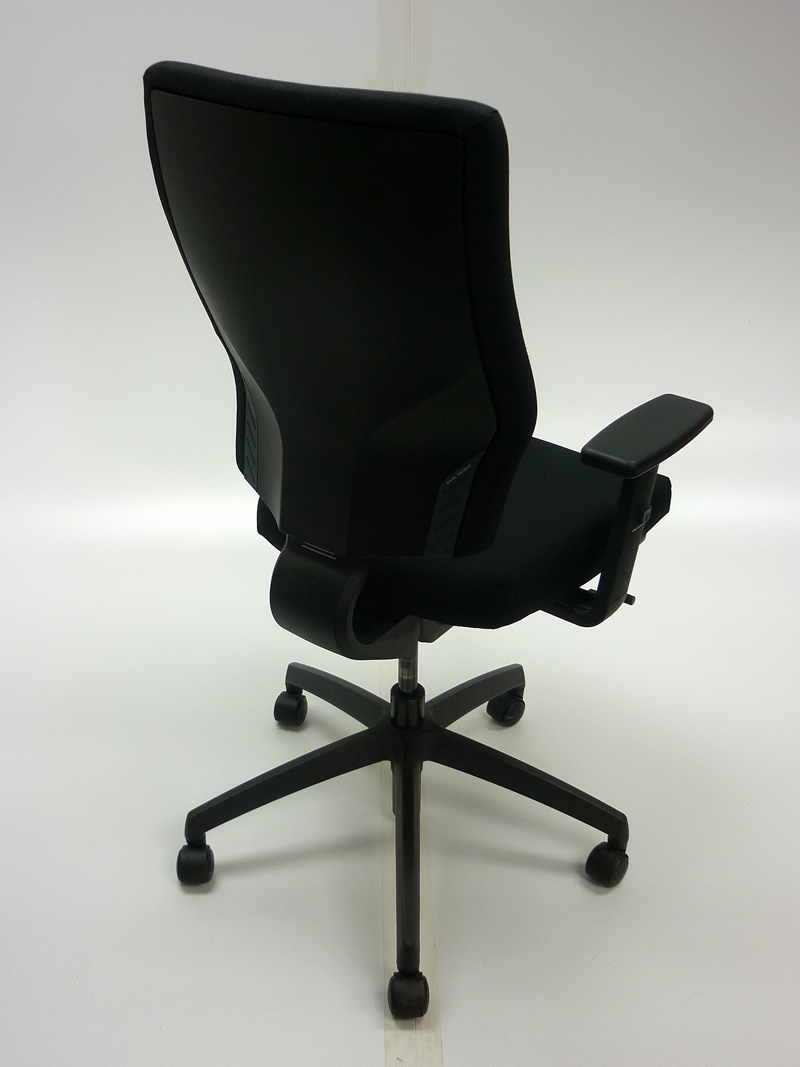 Black Connection Is task chair with adjustable arms CE
