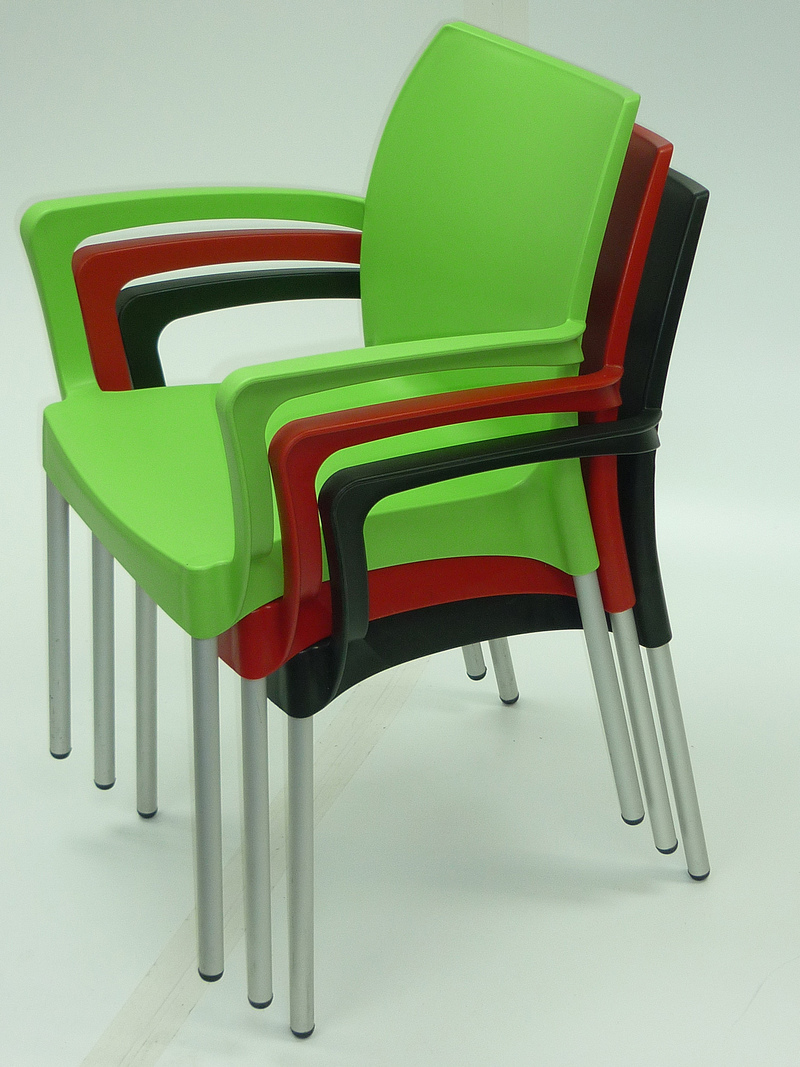 Lime green Hello armchair by Frovi