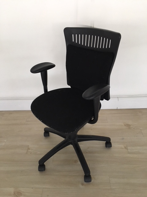 Black 2 lever styled operator chairs with arms