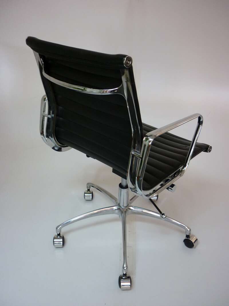 Replica Vitra Eames black leather swivel chair
