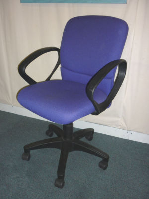 Wallis medium back task chair