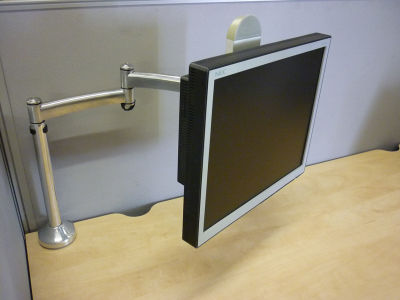 Humanscale M7SM monitor arms
