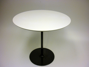 circular white table
