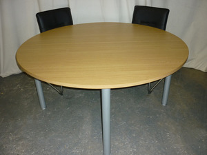 Light oak 1500mm diameter circular tables