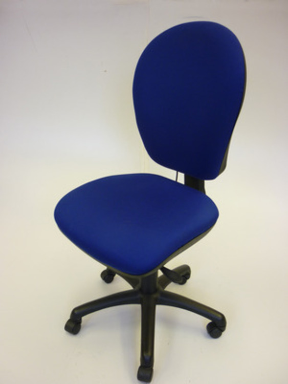 High back task chair